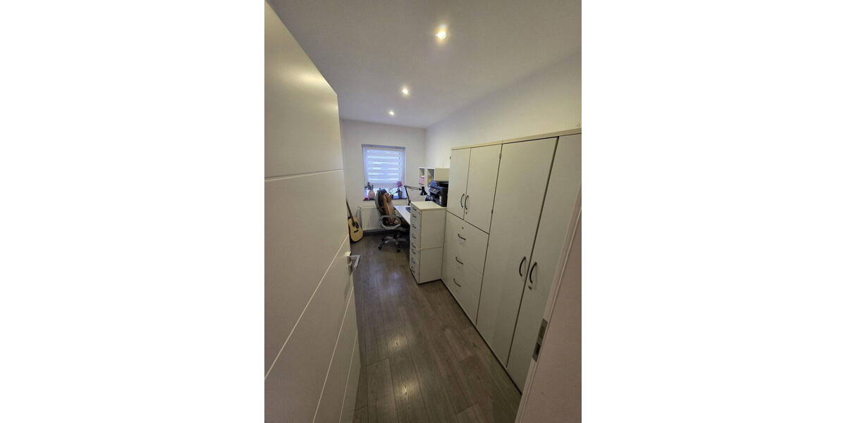 Doppelhaushälfte Krefeld Inrath/Kliedbruch - 7 Zimmer, 148 m&sup2;, 520.000&euro; | Angebot:26061659