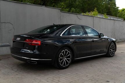 Audi A8 357.000 km 15.990 &euro; Hünxe 46569