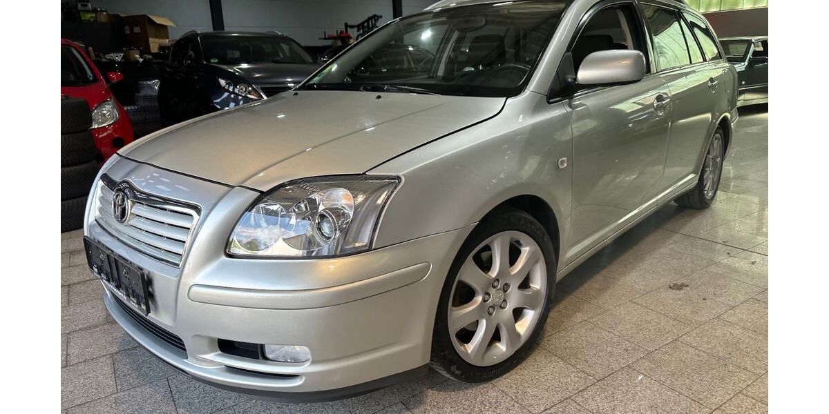 Toyota Avensis 150.000 km 4.450 &euro; Duisburg 47059