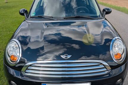 Mini Cooper D 111.000 km 5.500 &euro; Krefeld 47802