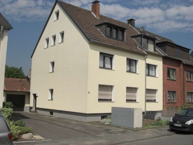 Etagenwohnung Duisburg Großenbaum - 3 Zimmer, 105 m&sup2;, 880&euro; | Angebot:26160966