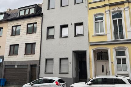Wohnung Krefeld - 2.5 Zimmer, 60 m&sup2;, 420&euro; | Angebot:25862475