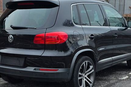 VW Tiguan 199.641 km 11.490 &euro; Mülheim an der Ruhr 45476
