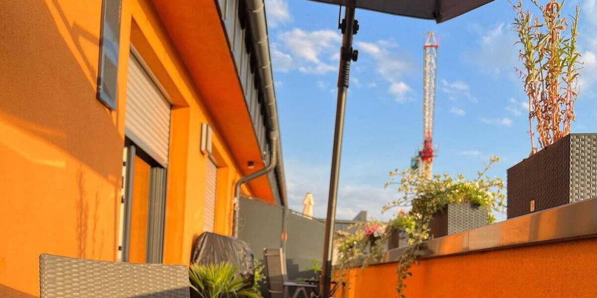 Terrassenwohnung Krefeld Stadtmitte - 4 Zimmer, 110 m&sup2;, 1.320&euro; | Angebot:26065016