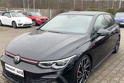 VW Golf 83.015 km 27.390 &euro; Duisburg 47178