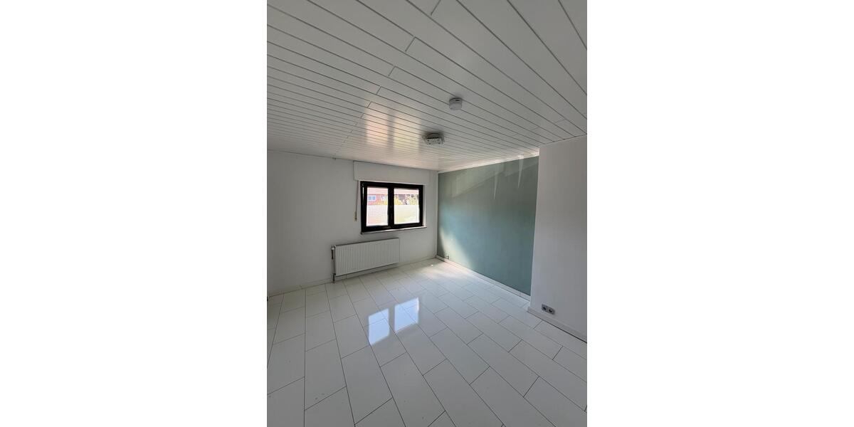 Reihenhaus Duisburg Walsum - 1 Zimmer, 75 m&sup2;, 235.000&euro; | Angebot:27256438