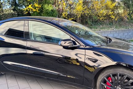 Tesla Model 3 68.000 km 29.500 &euro; Essen 45127