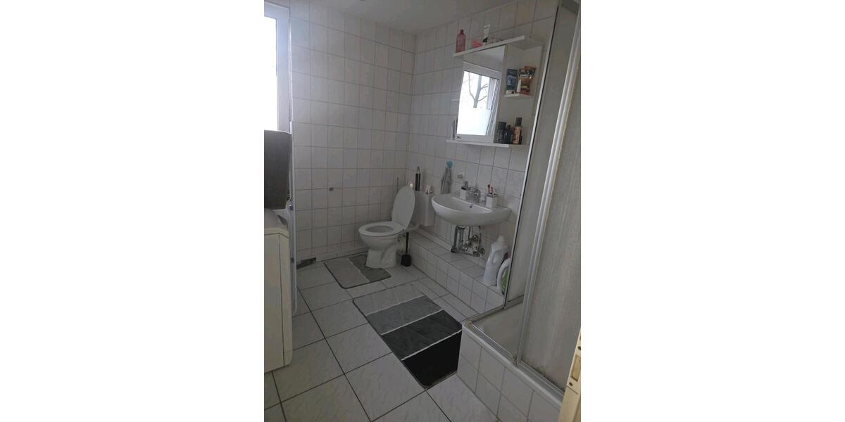 Dachgeschoßwohnung Oberhausen Rothebusch - 2 Zimmer, 66 m&sup2;, 550&euro; | Angebot:25274251