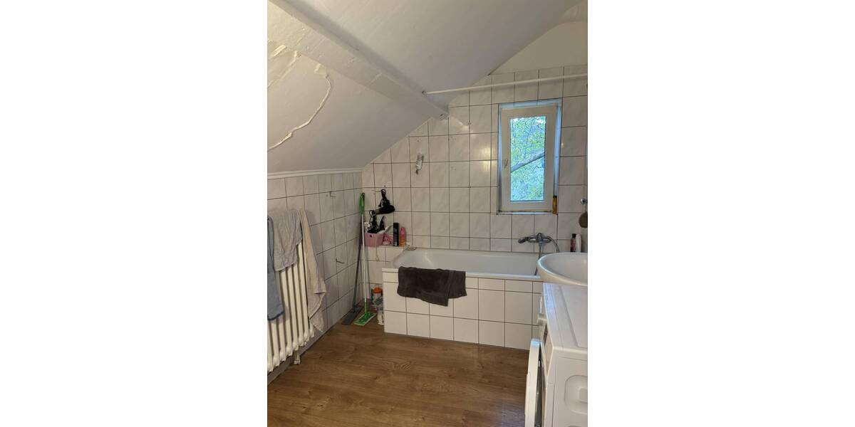 Mehrfamilienhaus, Wohnhaus Krefeld Cracau - 9 Zimmer, 265 m&sup2;, 380.000&euro; | Angebot:25741170