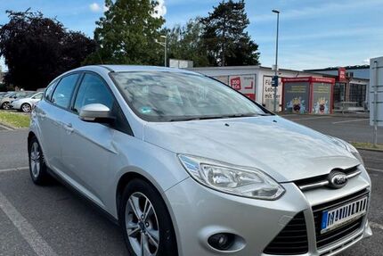 Ford Focus 260.921 km 3.650 &euro; Krefeld 47807
