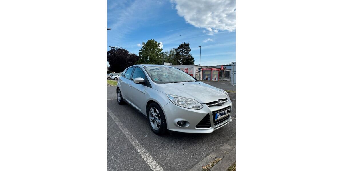 Ford Focus 260.921 km 3.650 &euro; Krefeld 47807
