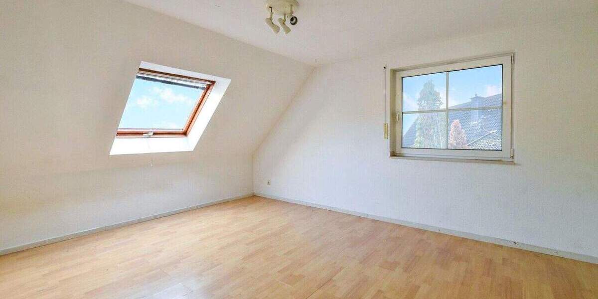Doppelhaushälfte Duisburg / Huckingen Huckingen - 6 Zimmer, 150 m&sup2;, 579.000&euro; | Angebot:25695781