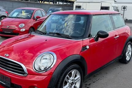 Mini ONE 121.000 km 4.350 &euro; Oberhausen 46047