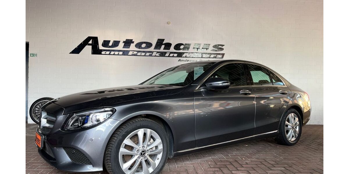 Mercedes-Benz C 200 31.975 km 26.990 &euro; Moers 47441