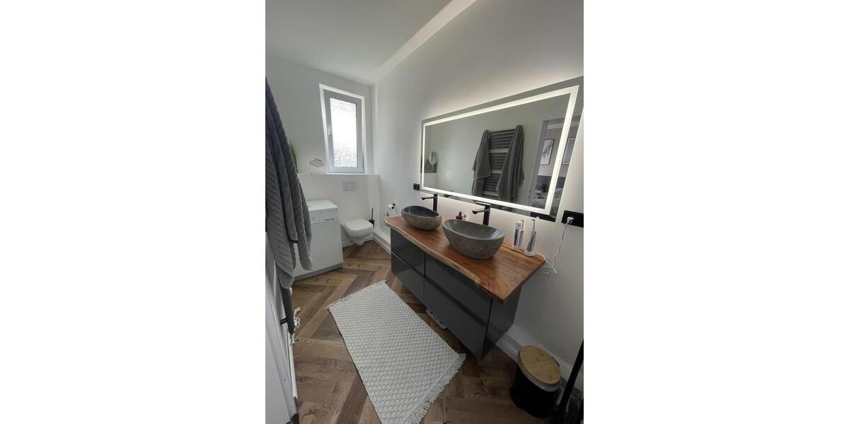 Etagenwohnung Krefeld Cracau - 4 Zimmer, 112 m&sup2;, 1.240&euro; | Angebot:25871602