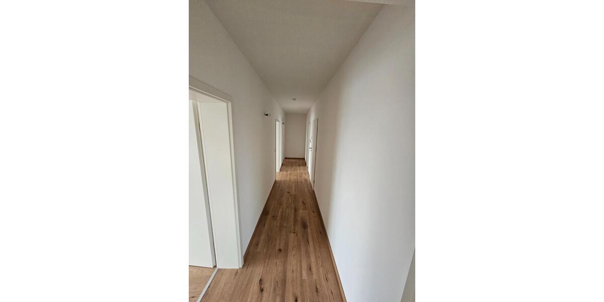 Etagenwohnung Wesel Bislich - 3 Zimmer, 102 m&sup2;, 1.020&euro; | Angebot:25753591