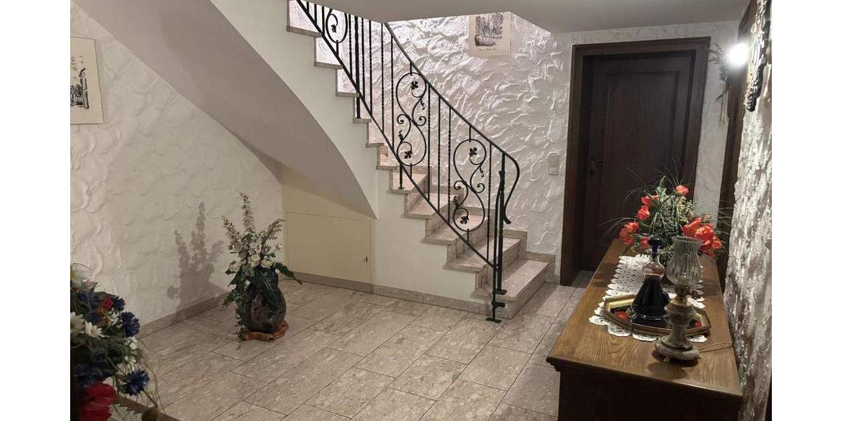 Einfamilienhaus Krefeld Traar - 4 Zimmer, 190 m&sup2;, 750.000&euro; | Angebot:25693384