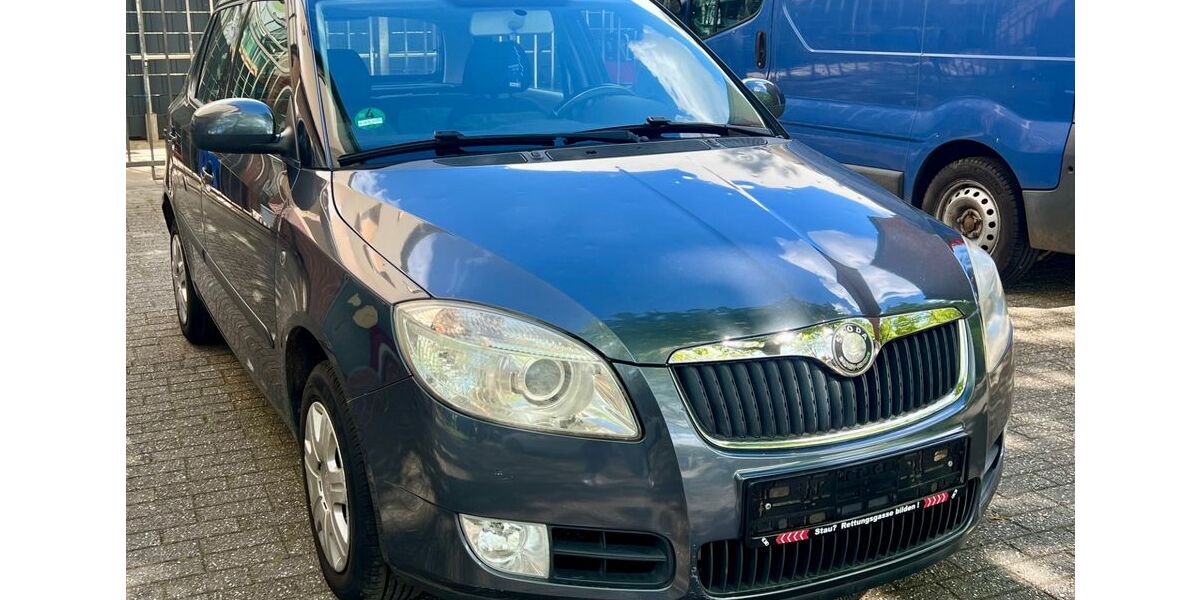 Skoda Fabia 129.980 km 2.590 &euro; Krefeld 47805