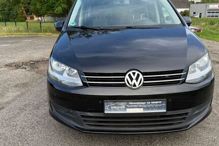 VW Sharan 178.000 km 8.490 &euro; Neukirchen-Vluyn (bei Duisburg) 47506