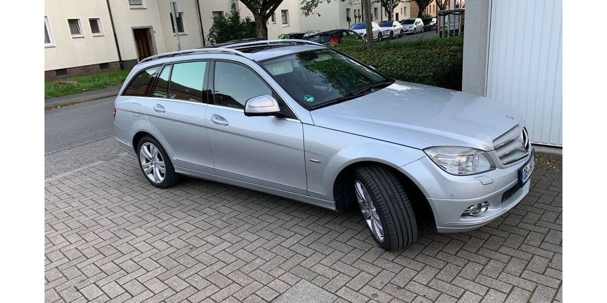 Mercedes-Benz C 320 261.000 km 6.000 &euro; Oberhausen 46049