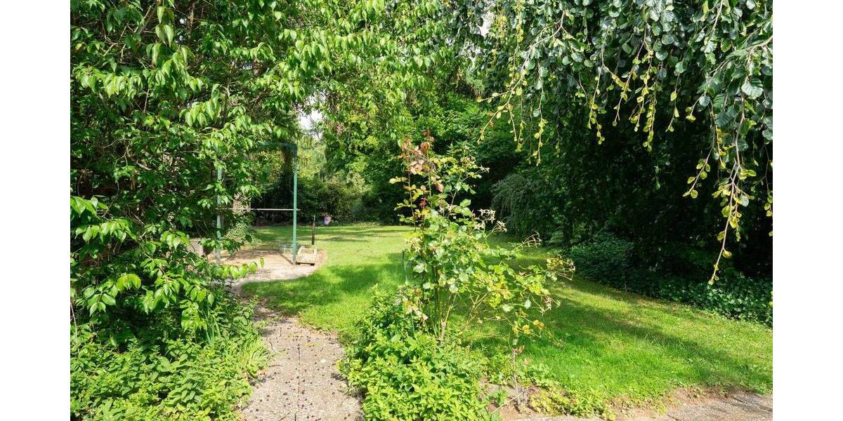 Einfamilienhaus Krefeld / Bockum Bockum - 8 Zimmer, 263 m&sup2;, 879.000&euro; | Angebot:25740507