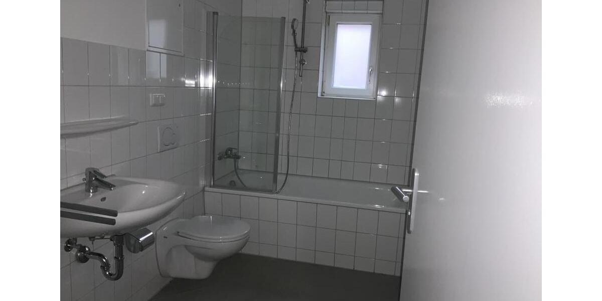 Etagenwohnung Gelsenkirchen Erle - 3.5 Zimmer, 81 m&sup2;, 649&euro; | Angebot:18343290