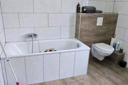 Wohnung Duisburg Duisburg-Mitte - 3 Zimmer, 87 m&sup2;, 850&euro; | Angebot:26250350