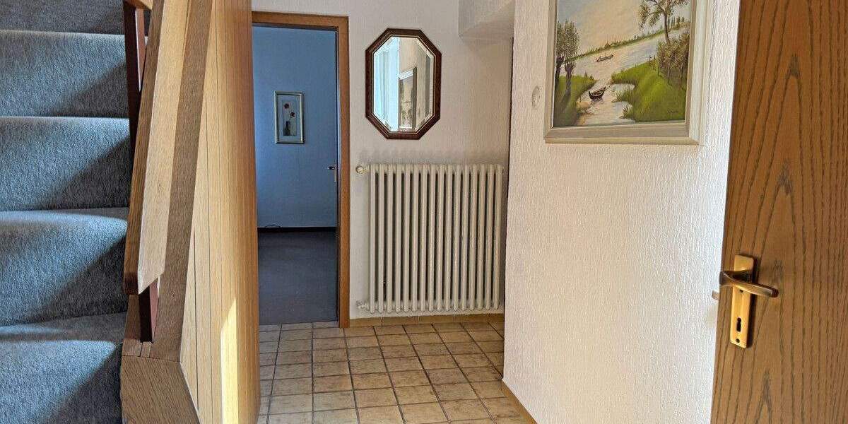 Einfamilienhaus Voerde Spellen - 5 Zimmer, 95 m&sup2;, 420.000&euro; | Angebot:25684450