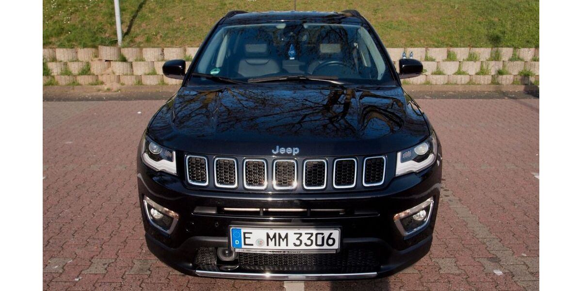 Jeep Compass 65.000 km 15.900 &euro; Essen 45307