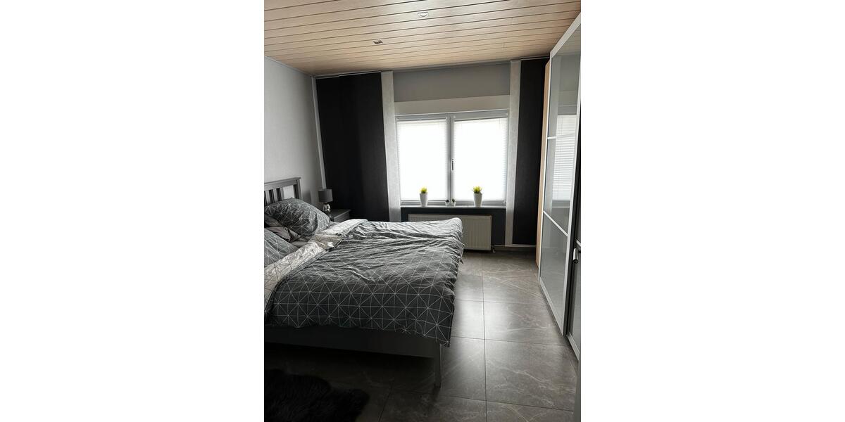 Mehrfamilienhaus, Wohnhaus Duisburg Hochheide - 10 Zimmer, 180 m&sup2;, 530.000&euro; | Angebot:26213235