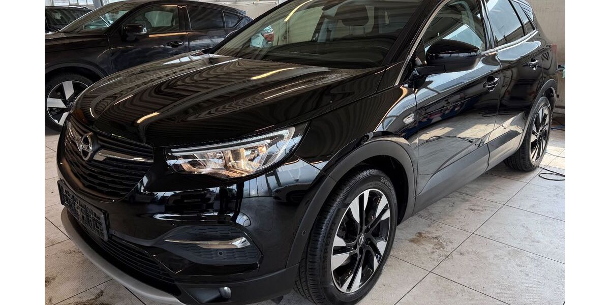 Opel Grandland (X) 140.000 km 8.590 &euro; Oberhausen (Sterkrade) 46149