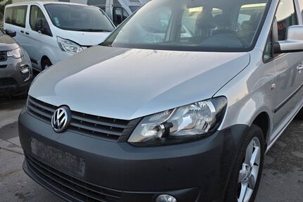 VW Caddy 199.000 km 3.500 &euro; Moers 47441