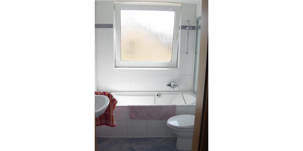 Dachgeschoßwohnung Oberhausen Alstaden - 3.5 Zimmer, 68 m&sup2;, 157.500&euro; | Angebot:26313988