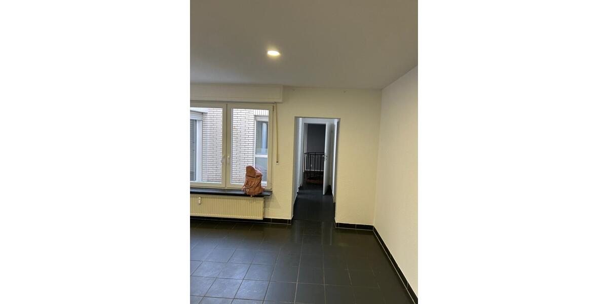 Gewerbeobjekt Krefeld - 1.200&euro; | Angebot:25806746