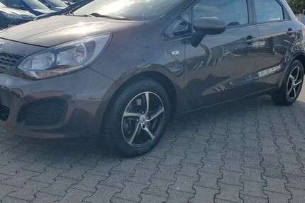 Kia Rio 89.987 km 6.499 &euro; Essen 45326
