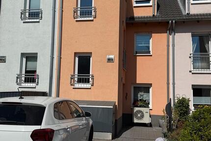 Haus Oberhausen Alsfeld - 5 Zimmer, 122 m&sup2;, 420.000&euro; | Angebot:24373368