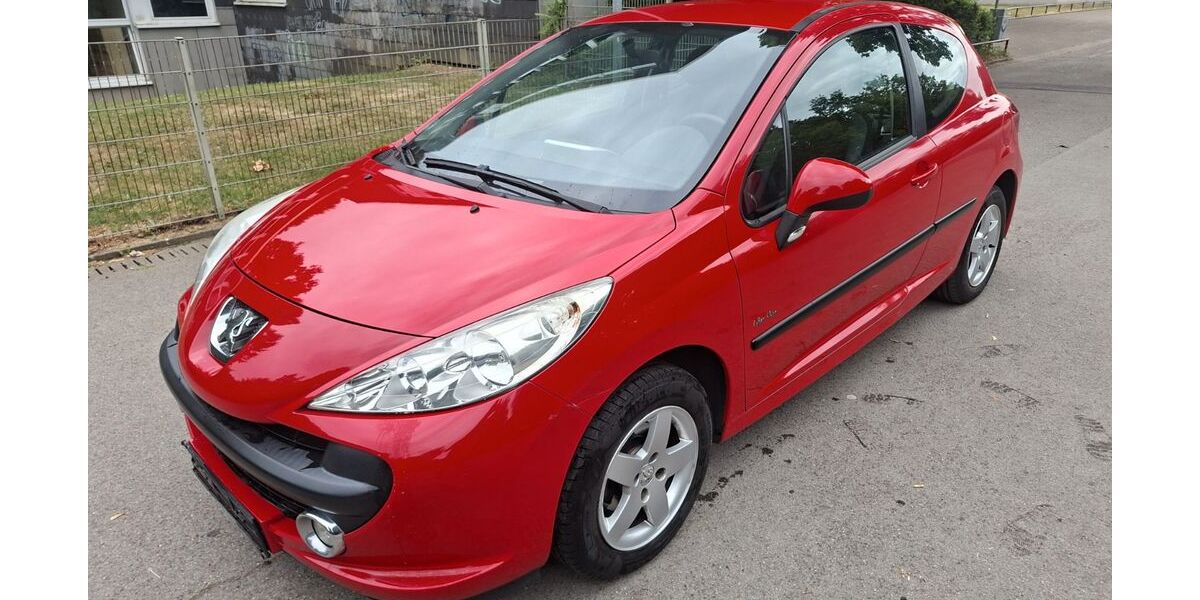 Peugeot 207 207.000 km 2.499 &euro; Essen 45279