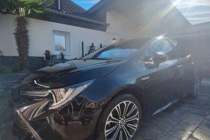 Toyota Corolla 40.800 km 20.999 &euro; Gelsenkirchen 45889