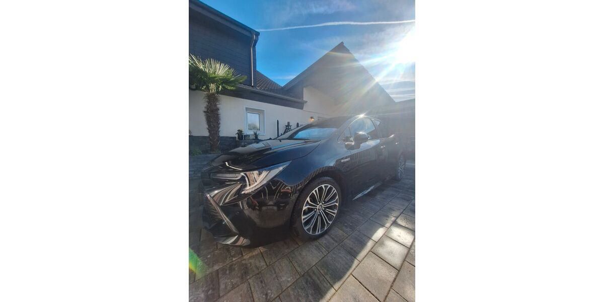 Toyota Corolla 40.800 km 20.999 &euro; Gelsenkirchen 45889