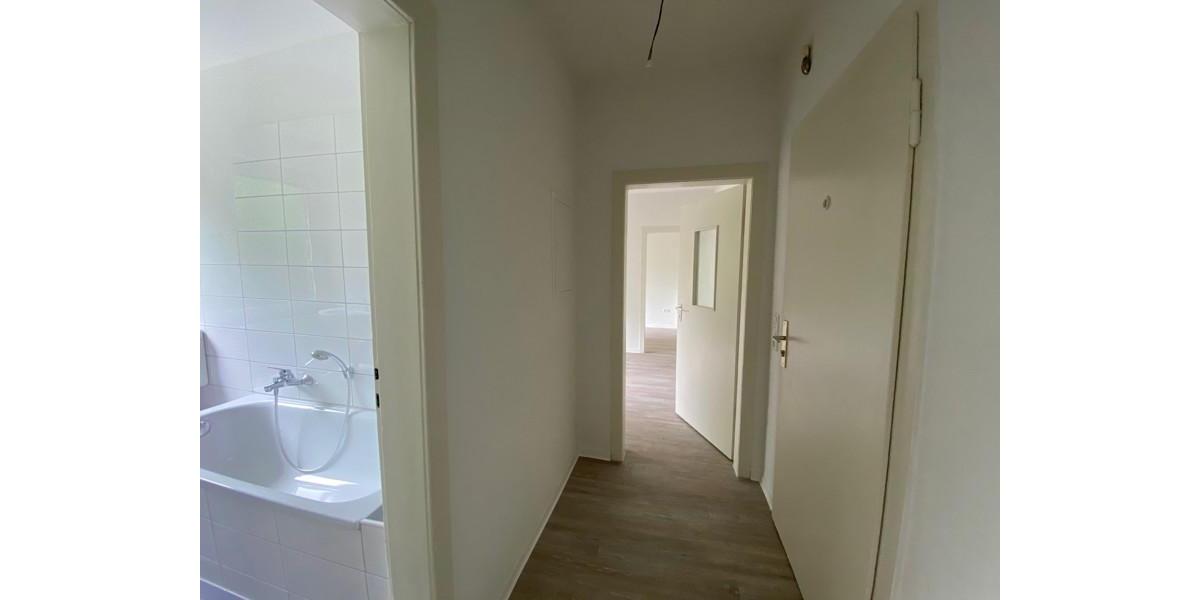 Erdgeschoßwohnung Essen Stadtbezirk VI - 2 Zimmer, 37 m&sup2;, 373&euro; | Angebot:26275261