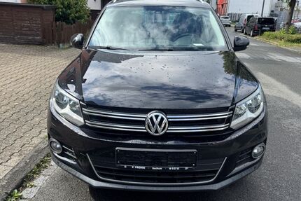 VW Tiguan 91.000 km 10.499 &euro; Gelsenkirchen 45879