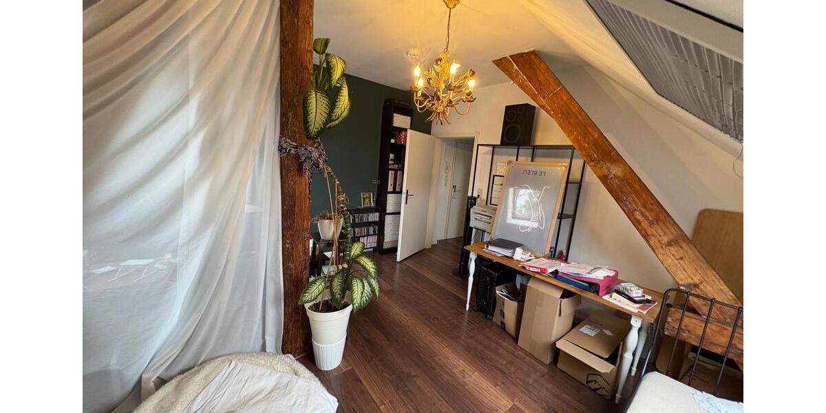 Dachgeschoßwohnung Krefeld - 2 Zimmer, 60 m&sup2;, 159.000&euro; | Angebot:26267598