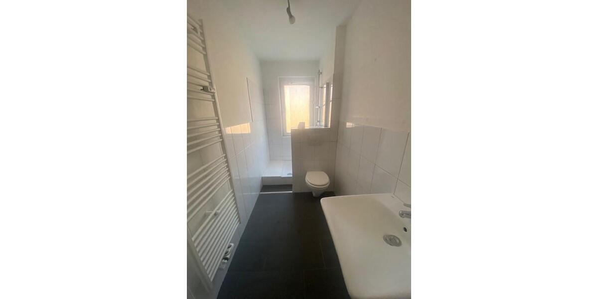 Etagenwohnung Essen Stadtbezirk VI - 2 Zimmer, 62 m&sup2;, 653&euro; | Angebot:25046142