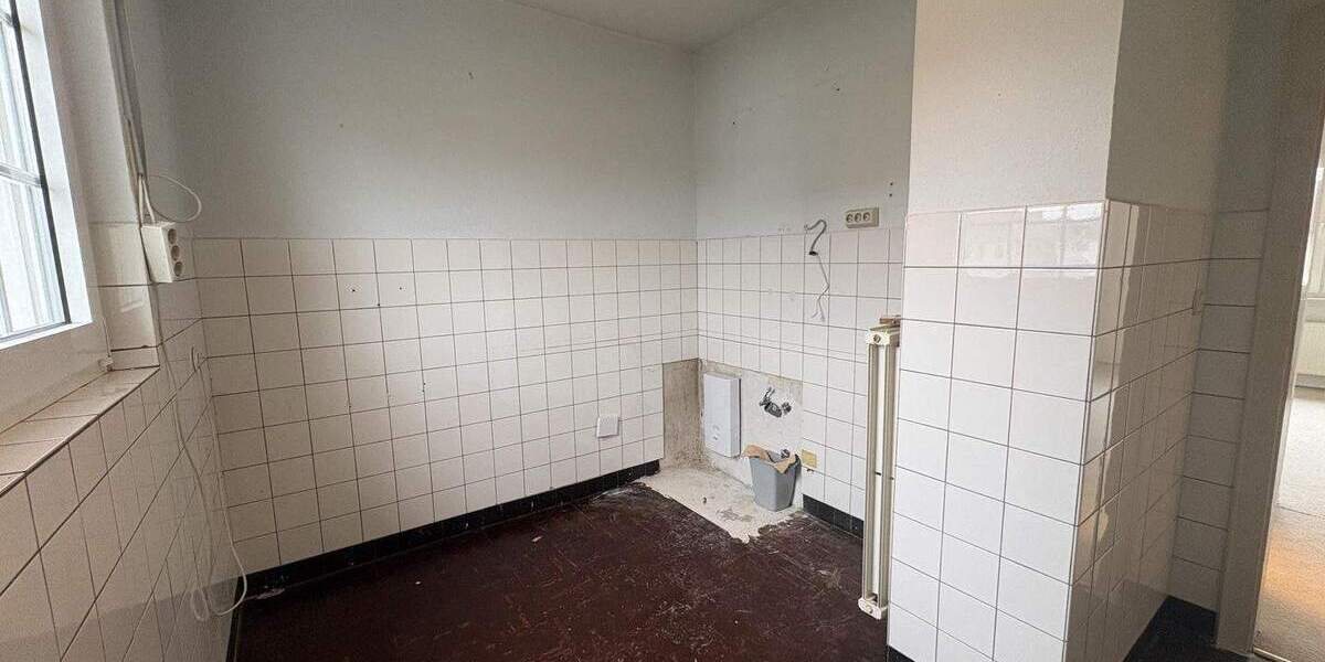 Mehrfamilienhaus, Wohnhaus Moers Hülsdonk - 6 Zimmer, 132 m&sup2;, 620.000&euro; | Angebot:25896452