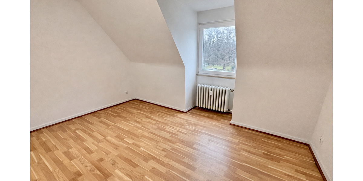 Etagenwohnung Gelsenkirchen Scholven - 4 Zimmer, 124 m&sup2;, 94.900&euro; | Angebot:25769758