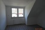 Dachgeschoßwohnung Krefeld - 3 Zimmer, 70 m&sup2;, 610&euro; | Angebot:25854723