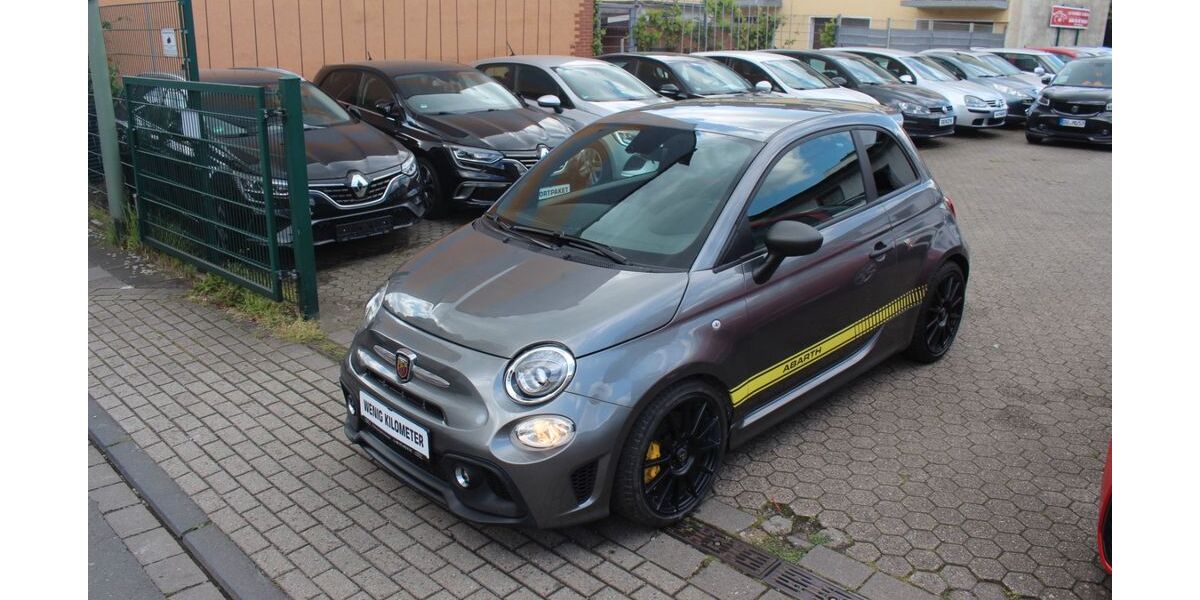 Abarth 695 38.000 km 25.450 &euro; Duisburg 47139