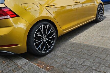 VW Golf 129.000 km 11.300 &euro; Gelsenkirchen 45888