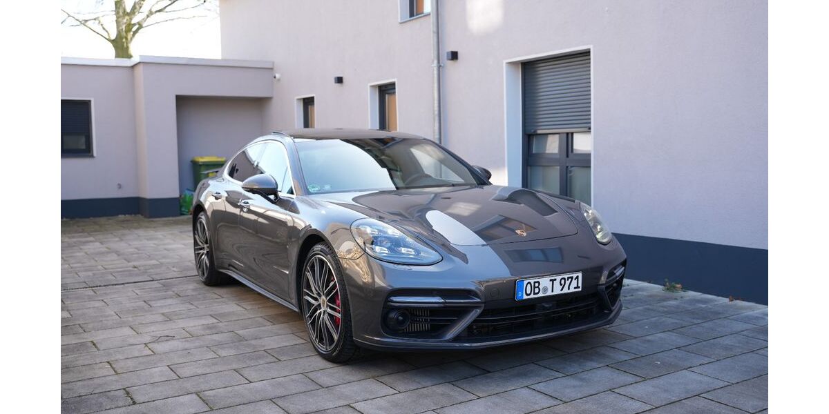 Porsche Panamera 60.000 km 83.900 &euro; Oberhausen 46119
