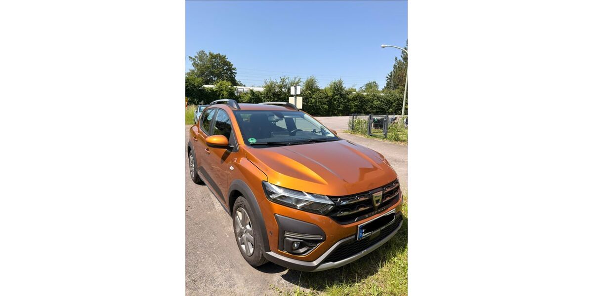 Dacia Sandero 75.000 km 10.200 &euro; Duisburg 47269